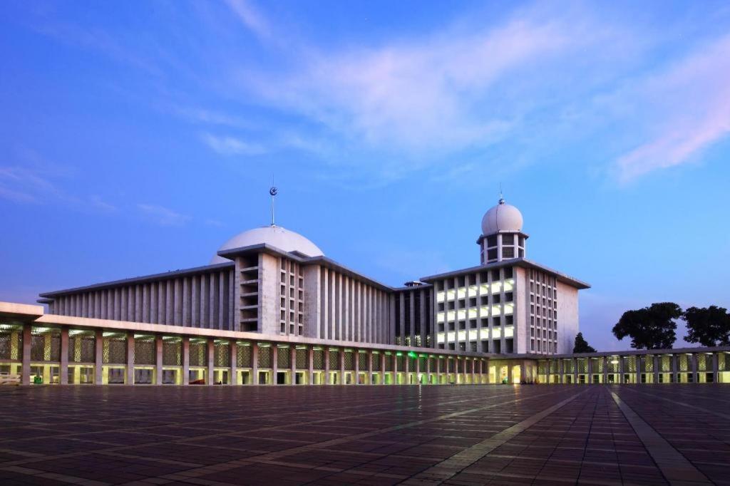 D'Arcici Hotel Cempaka Putih Jakarta Exterior foto